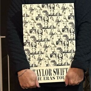 Taylor Swift VIP merch box Era’s tour